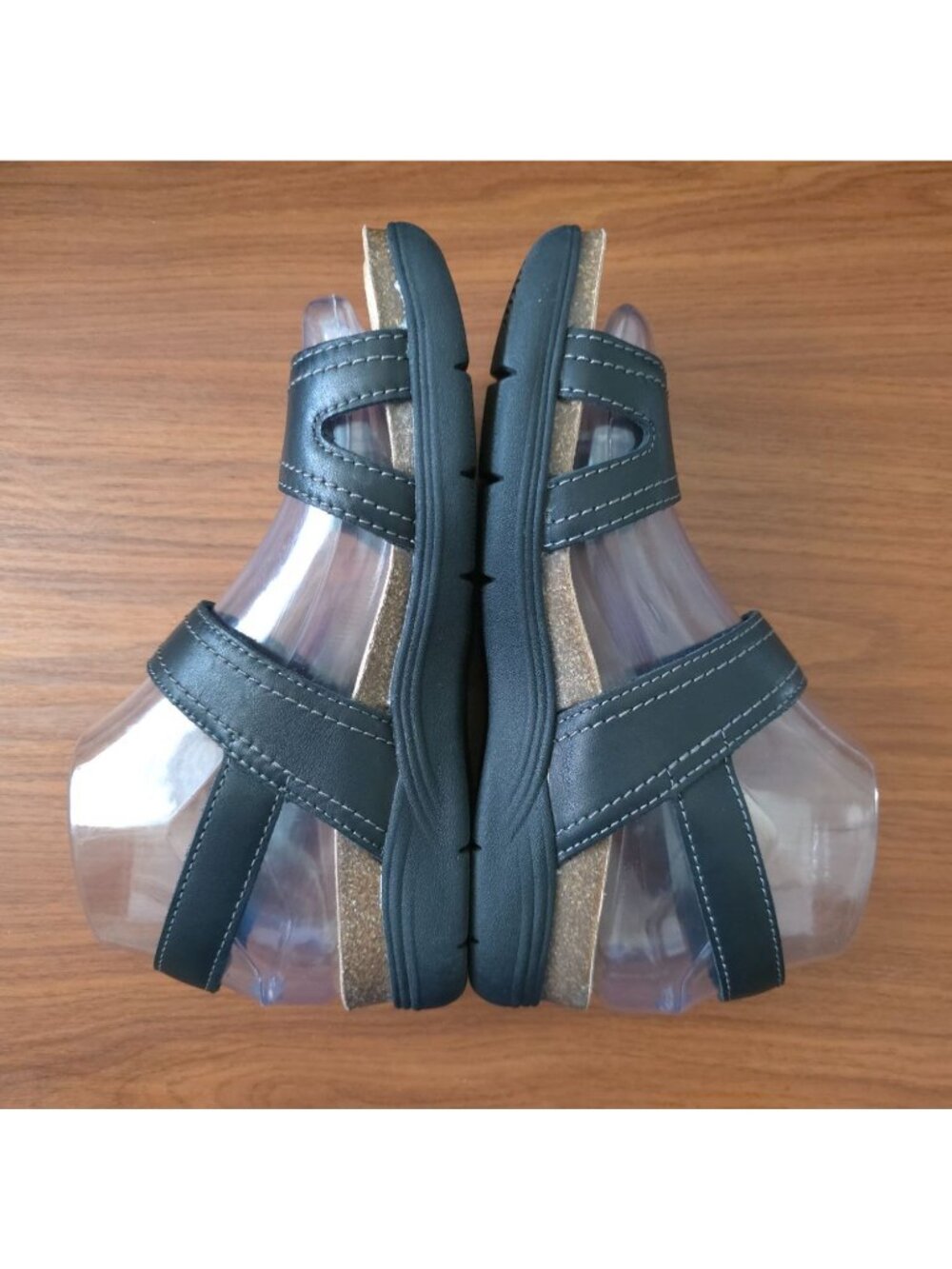 Clarks APRIL CLOVER Black Leather Adjustable Strap Sandals Womens Size 6.5M - Picture 4 of 9